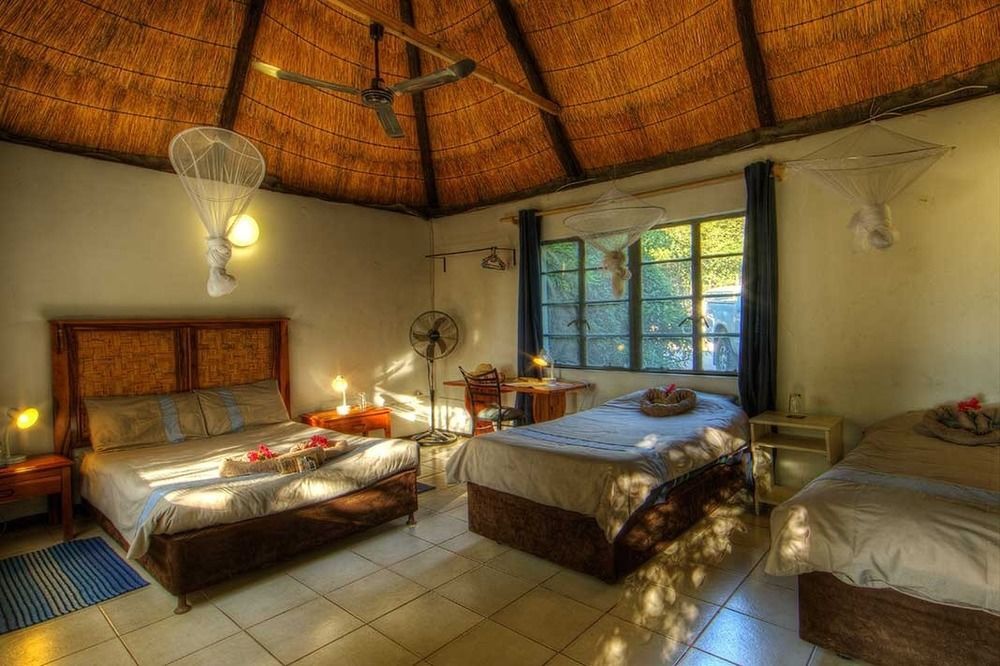 Okavango River Lodge Maun ภายนอก รูปภาพ